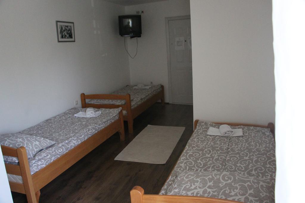 Hostel S Novi Sad Eksteriør bilde